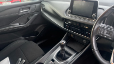 Nissan Qashqai 1.3 DiG-T MH Acenta Premium 5dr Petrol Hatchback